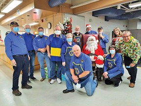 Photo by PATRICIA DROHAN
The Lions Club of Espanola hosted a visit from Santa with free hot dogs, cake and drinks upstairs at the complex.