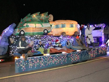 The Starz in Motion float featured a National Lampoon's Christmas Vacation theme. Anthony Dixon