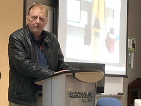War historian, Gwynne Dyer, speaks about the war in Urkaine at the Algonquin College Speaker Series.  It was the first in person speaker series event at the Pembroke Waterfront Campus in almost three years.