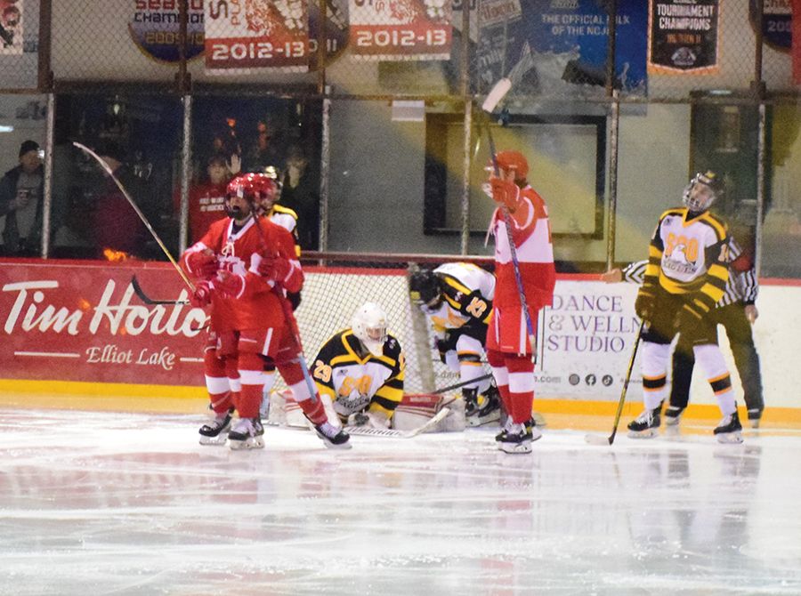 Scoreboard malfunction causes suspension of Eagles Red Wings game