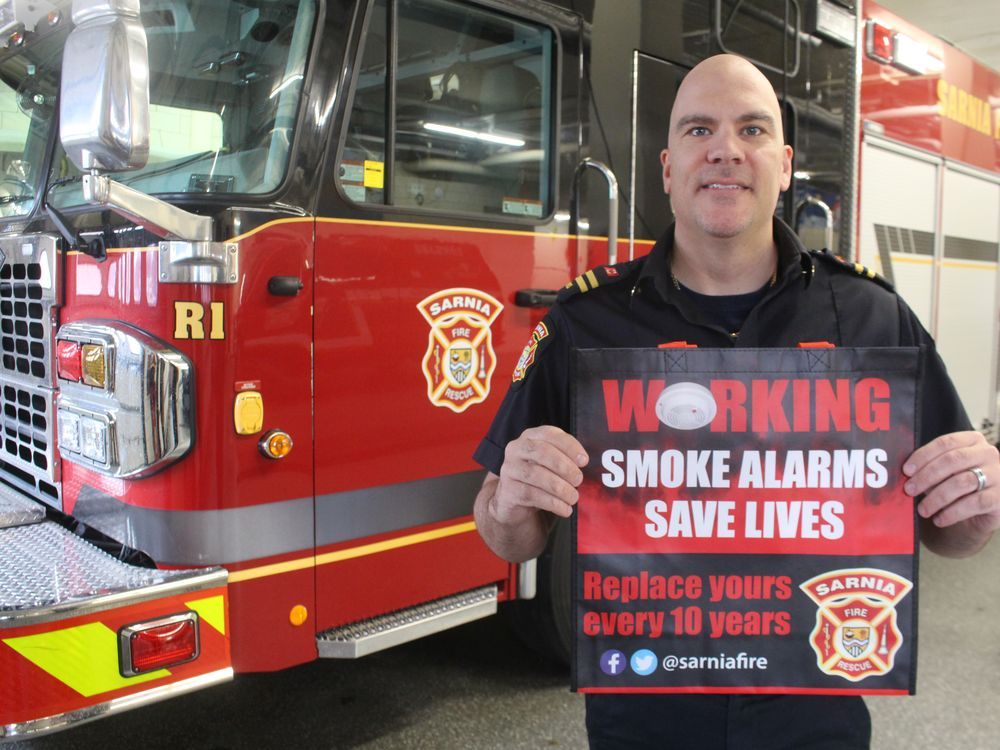 Sarnia residents urged to add fire safety to their holiday list The