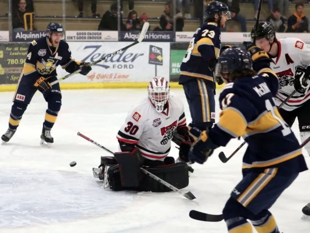 Camrose Kodiaks vs Spruce Grove Saints