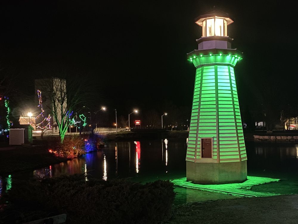 Simcoe Panorama includes half a million Christmas lights The