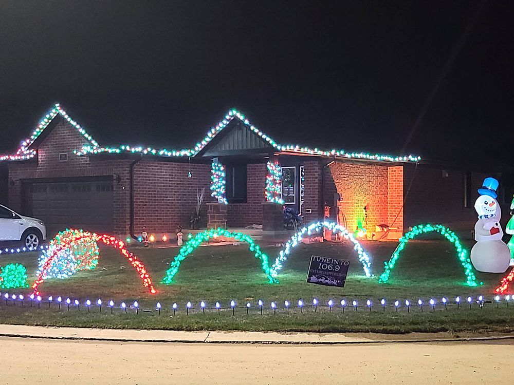 It’s the season for viewing Christmas lights Chatham This Week