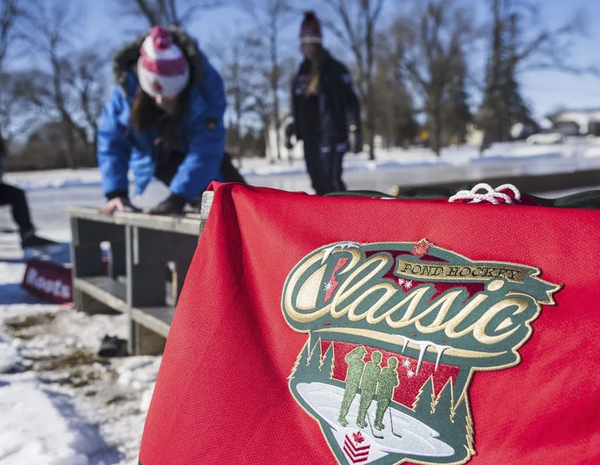 Roots hometown hockey on sale jacket