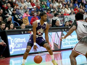 AJ Mosby (2) of the Sudbury Five handles the ball during NBLC action against the Windsor Express at Sudbury Community Arena in Sudbury, Ontario on Saturday, January 14, 2023.