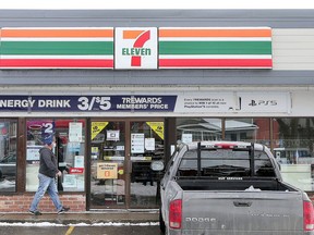 7-Eleven’s software to serve alcohol in Chatham nonetheless continuing