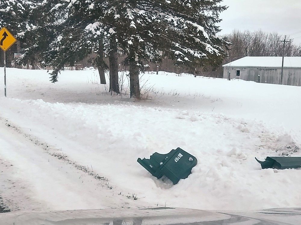 Rural mailboxes damaged by roadway snow plowing in SDG Brockville