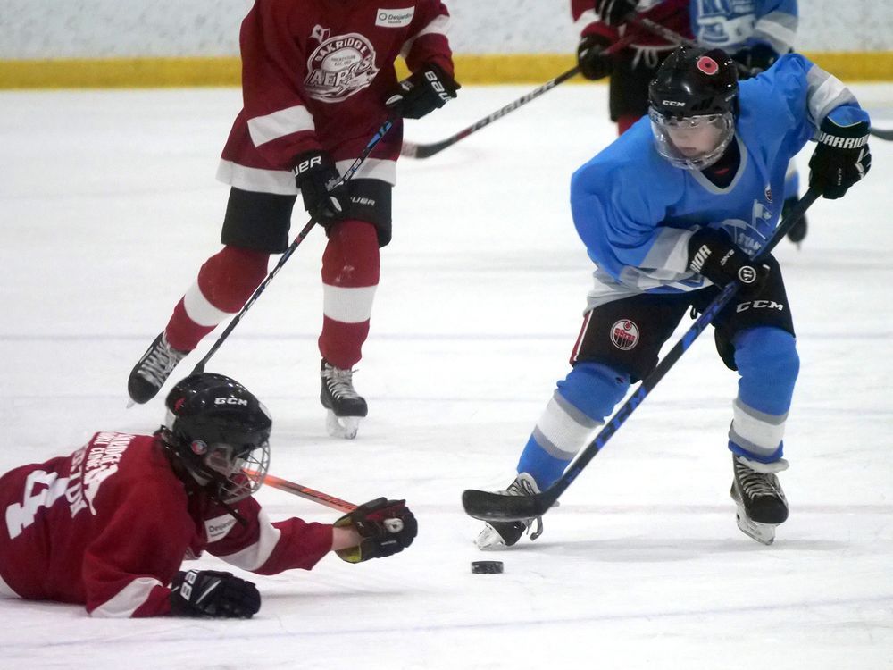 Brantford honours Walter Gretzky with annual hockey tournament