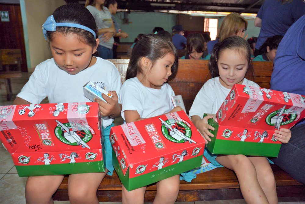 stratford-residents-packed-more-than-1-500-shoeboxes-for-operation