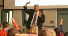 Anti-bullying presenter Mike Neuts speaking to pupils in grades 1 to 3 at Hines Creek Composite School in Hines Creek, Alta, in this 2013 file photo. (CHRIS EAKIN/Postmedia Network)
