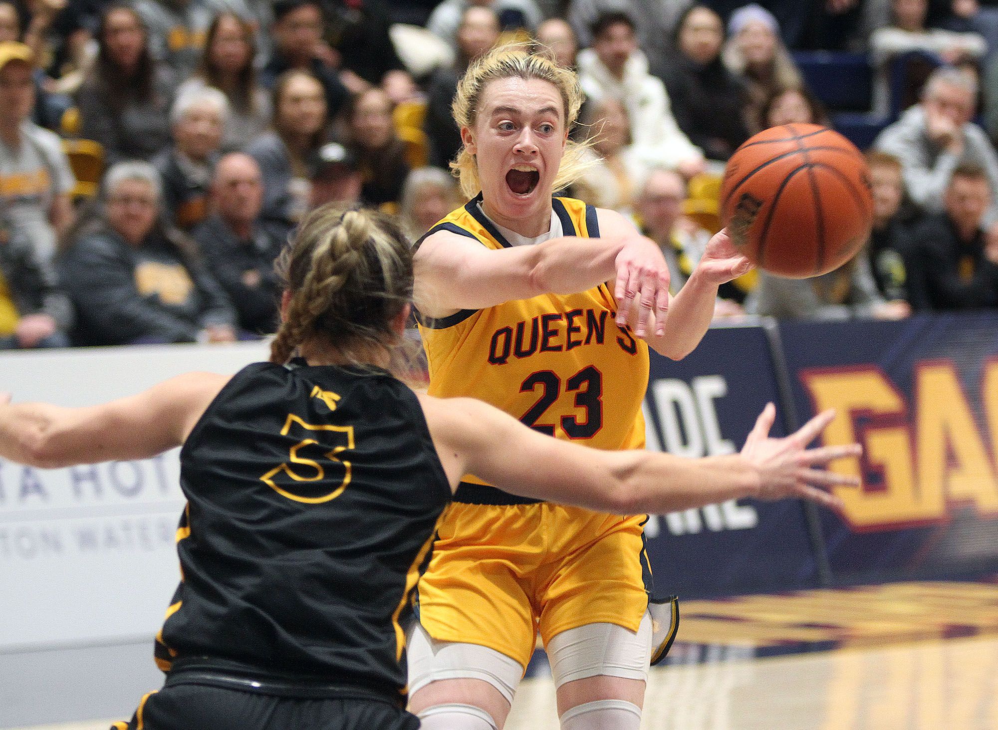 Mulholland scores 13 points in Gaels 69-62 semifinal win over Waterloo ...