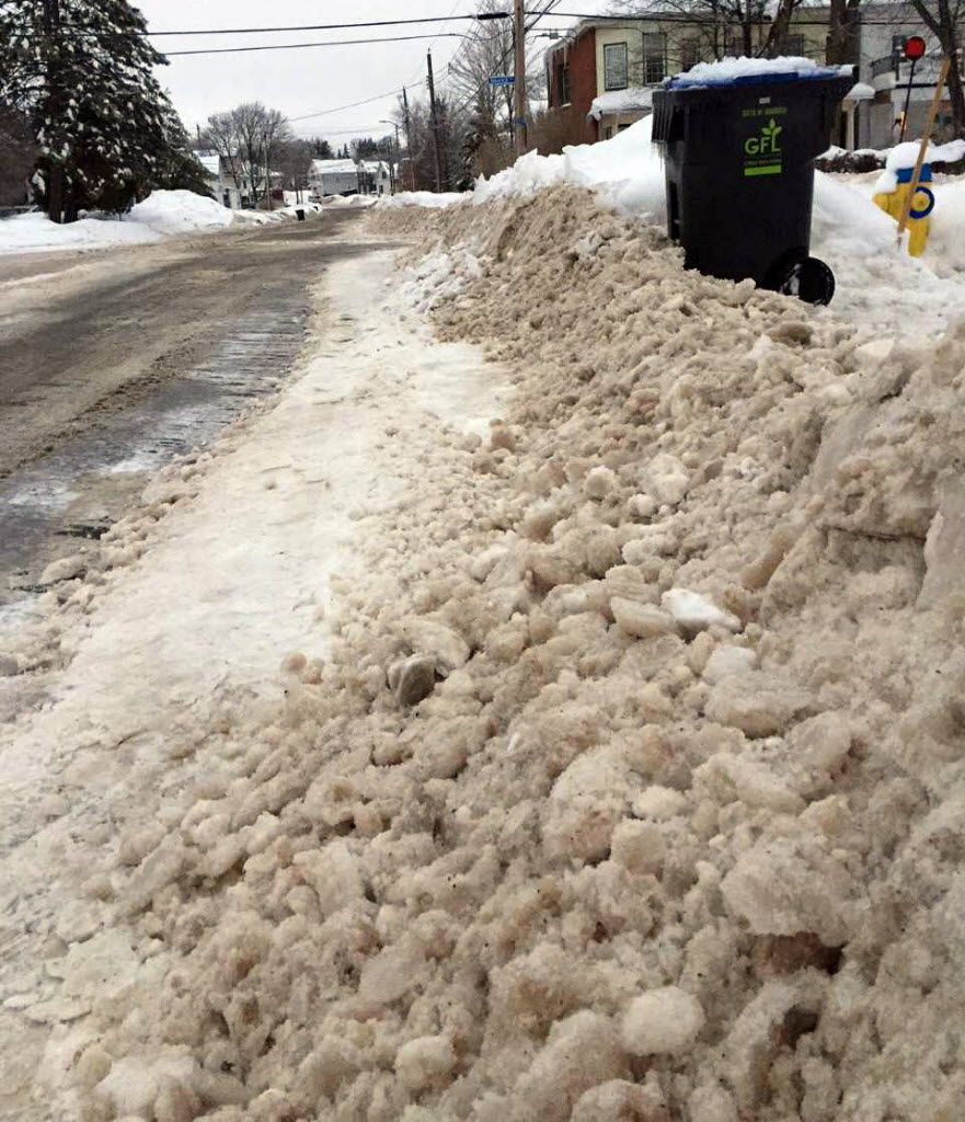 'Remove twofoot rule,' consultant with Sault's snow removal