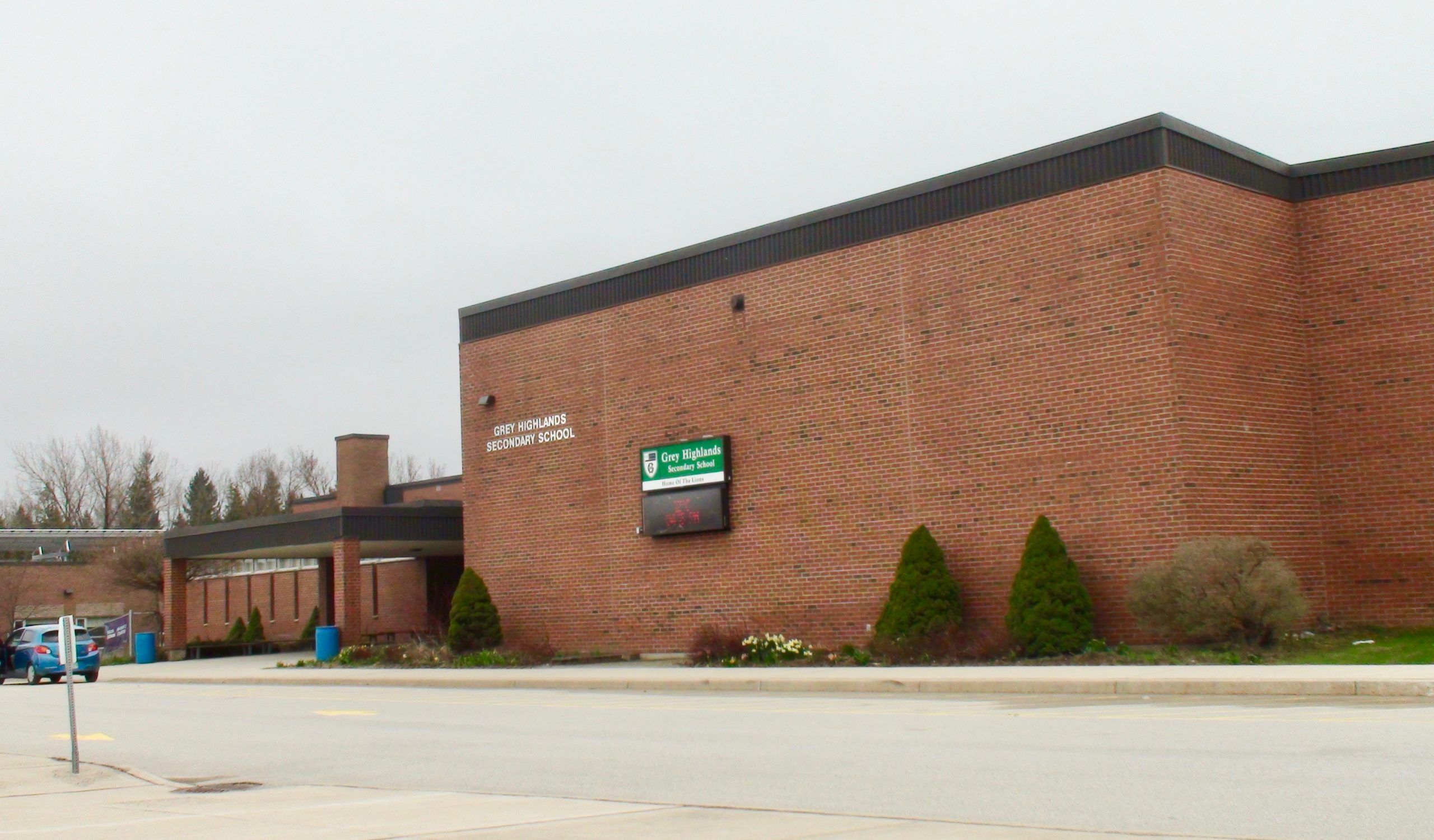 Police charge two students after stabbing at Grey Highlands school