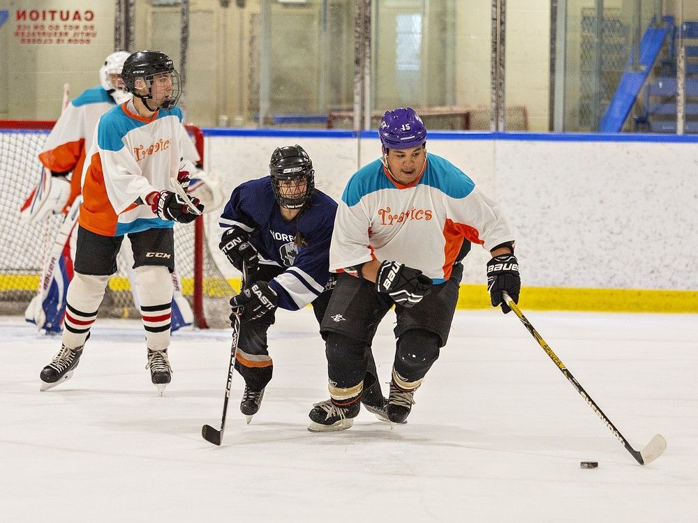 Six Nations Police Opp Face Off In Charity Hockey Game Brantford Expositor