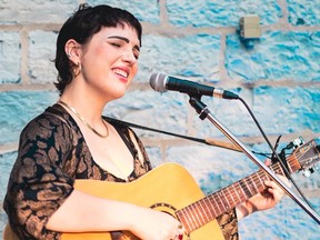 Singer-songwriter Savannah Shea headlines Thursday evening's "Music and Sweets" concert, a fundraiser for the Mess Studio.