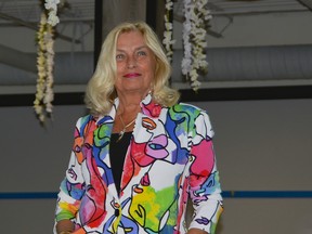 Bev Roy was modelling for Trentmendous. Bev is sporting a vibrant jacket by Joseph Ribkoff that would make anyone stand out in a crowd. EVELYN MCLEOD PHOTO
