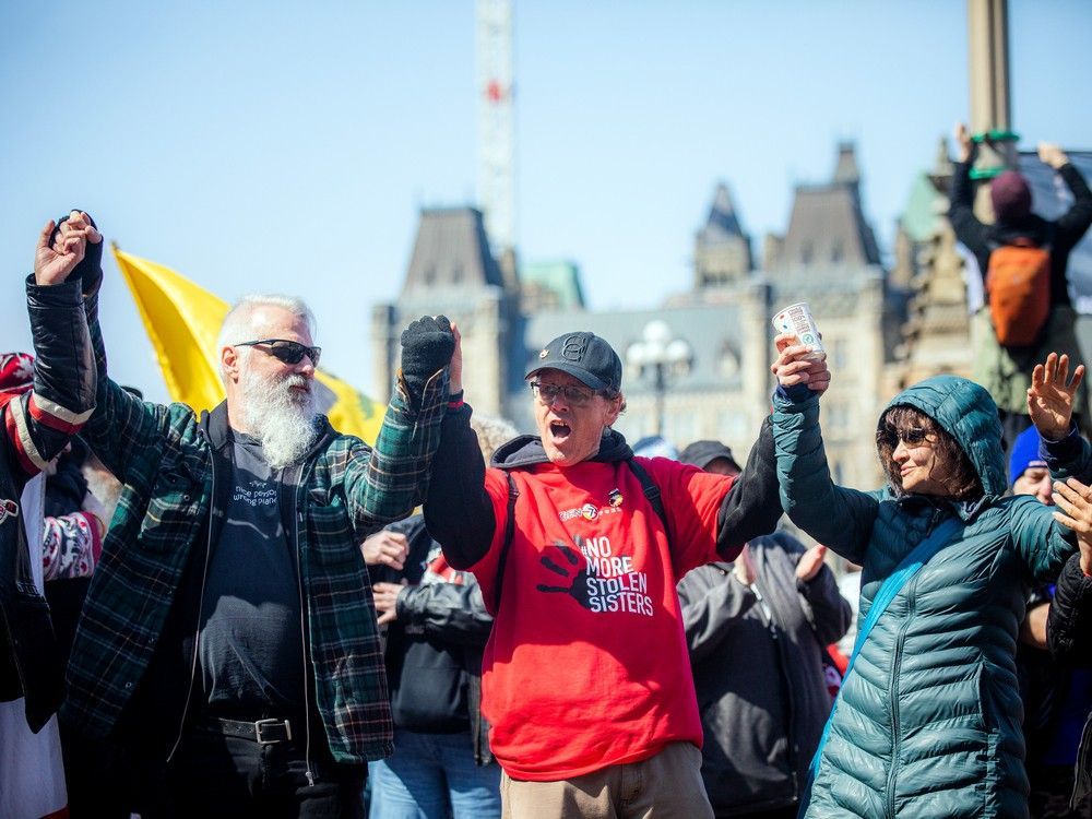 'Shutdown' protesters led by Sudbury man refused access to Parliament