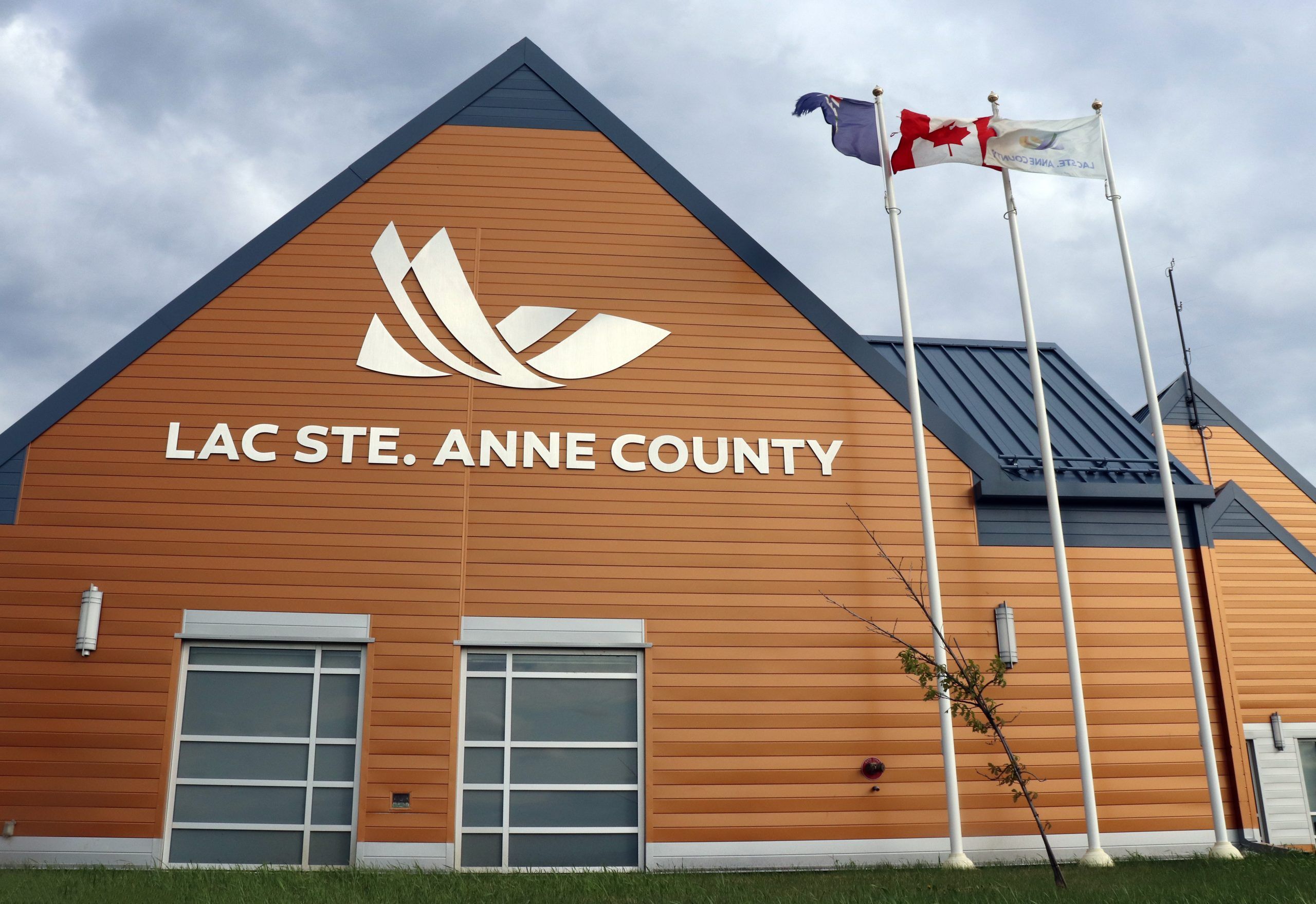 Ratepayers concerned about Lac Ste. Anne County building replacement
