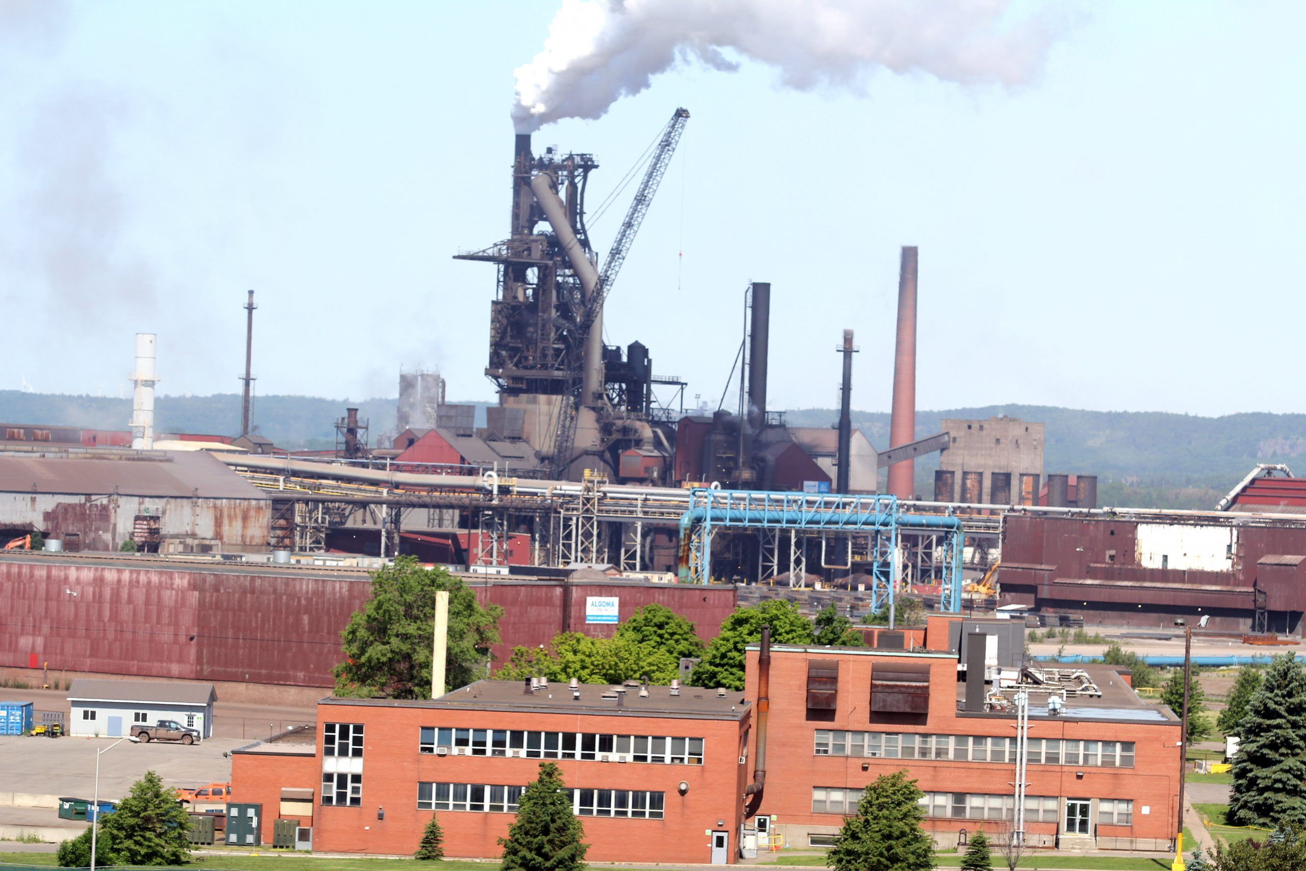 FROM THE VAULT: Remember in 2001 when nearly 80% of steelworkers approved a wage cut to keep Algoma Steel Inc. afloat? Back to video