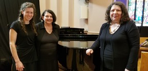 Left-to-right, Reanne Kruisselbrink, Linda Hawkins and Fiona Evison of the Georgian Bay Children’s Choir. (Scott Dunn/The Sun Times/Postmedia Network)