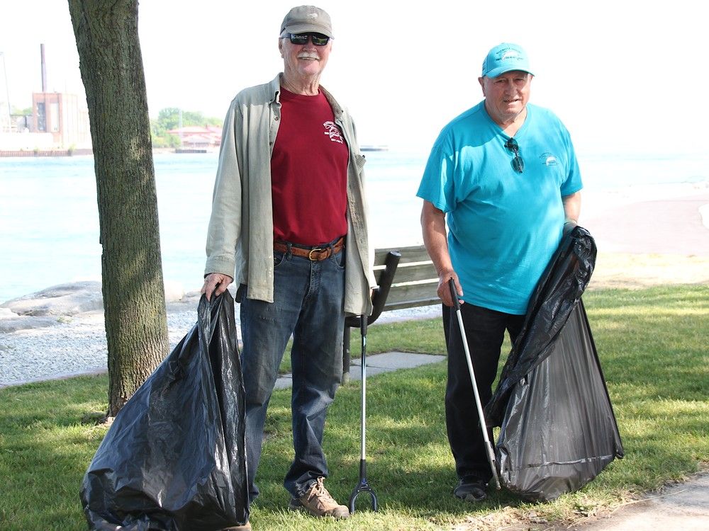 Volunteers tidy the shoreline in Point Edward and Sarnia The Sarnia
