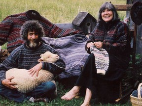 Eugene dan Ann Bourgeois dari The Philosopher's Wool Co., Inverhuron, Ont.