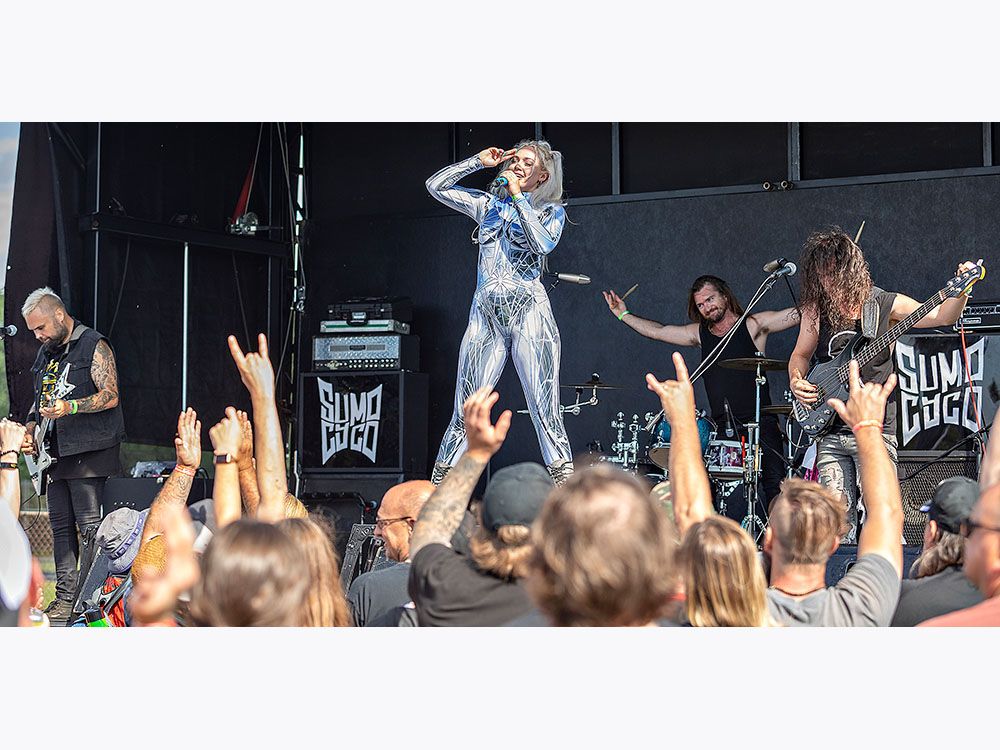 Sumo Cyco performs at CrewFest in Brantford
