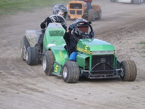 lawnmower racing