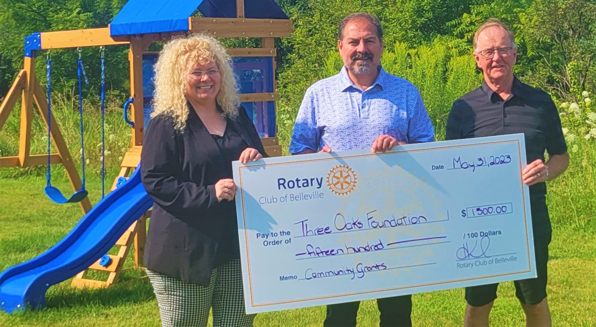 Rotary Club helps Three Oaks purchase playground equipment Belleville