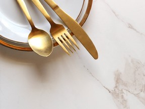 plate, utensils