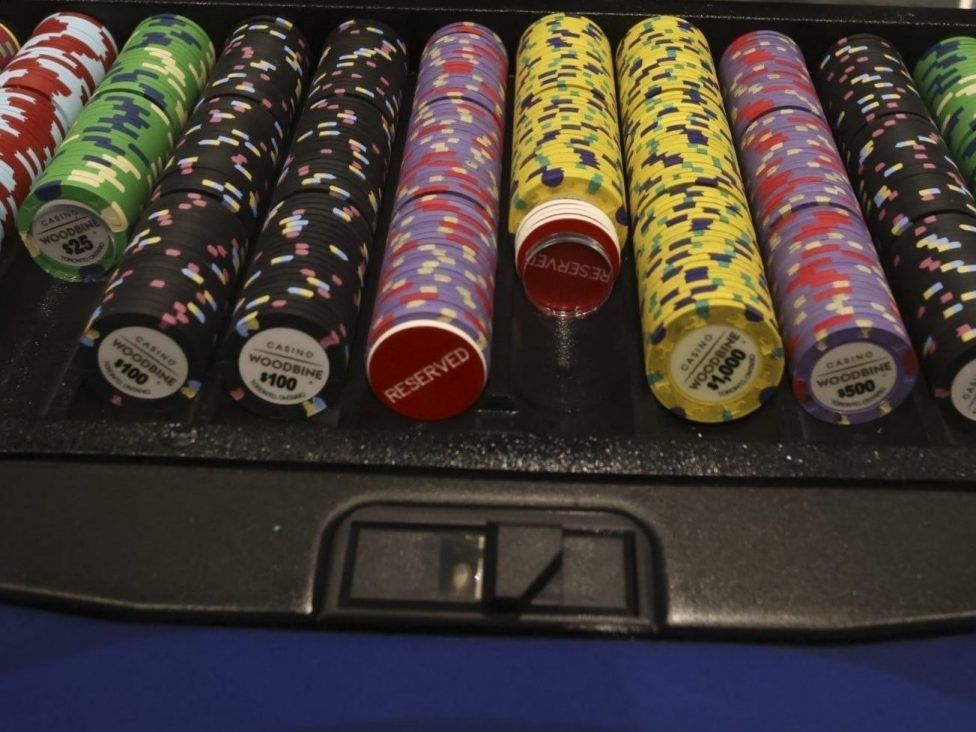 Pickering casino dealer, three others accused of cheating scheme