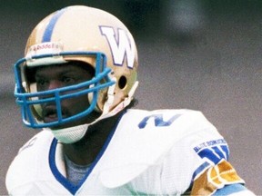 The Winnipeg Blue Bombers announced on Monday that legendary receiver James Murphy will become its 15th member to be inducted into the club's Ring of Honour the annual Banjo Bowl against the Saskatchewan Roughriders on Saturday, Sept. 9.