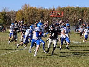 Brady Goudreau attempted to halt the Peace Wapiti Titans with the football, backed by fellow-Cats Alex Hiemstra and Karson Wilson. The Whitecourt Cats hosted the Peace Wapiti Titans from Peace Wapiti Academy in Grande Prairie, on Friday afternoon at Graham Acres. The Titans won 44-28.