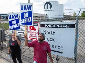 UAW members on strike at Mopar Pland
