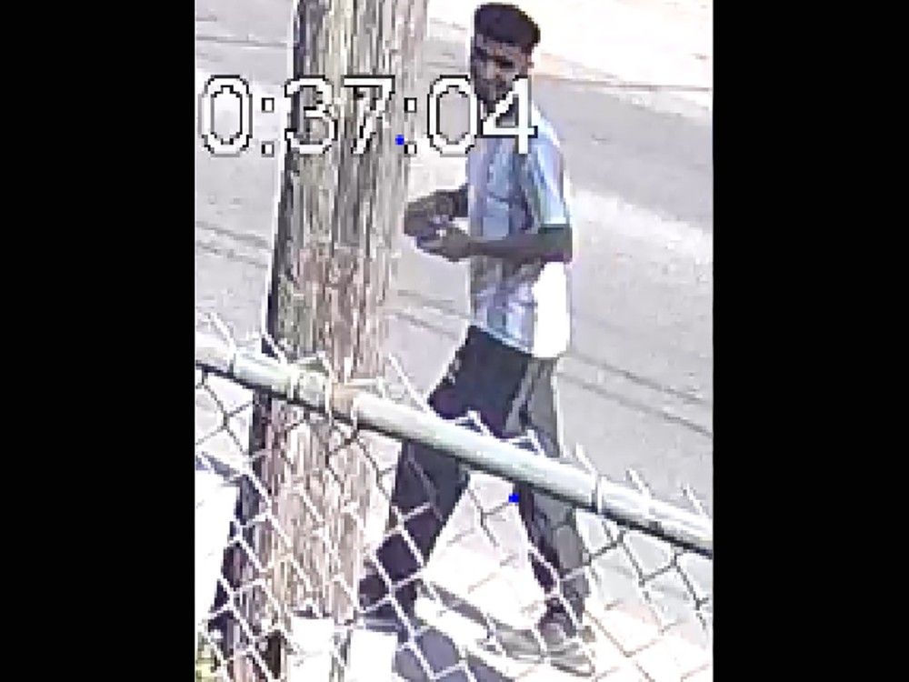 Police Searching For Person Who Approached Children Downtown Kingston   Ki 0913 Ki Cops1 