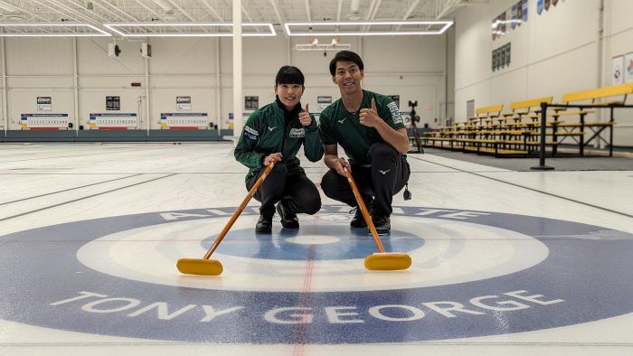 ホーム氷板で開かれる混合ダブルススーパーシリーズで日本が光を放つ