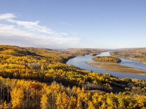 Photo Randy Vanderveen Peace River, Alta. The colours of fall adorn the Peace River valley near the town of the same name. The colours have been hanging on, however, one day of windy conditions could remove most of the foliage.