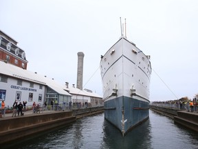 The SS Keewatin arrives at the Kingston dry dock