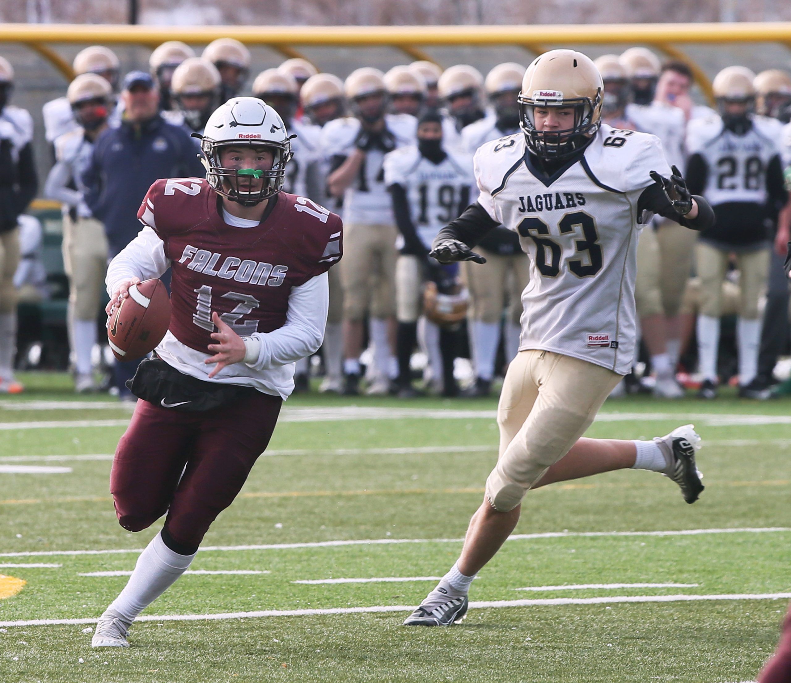 Frontenac Falcons heat up and win OFSAA football National Capital Bowl