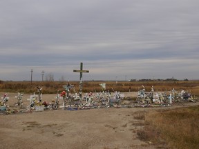 Memorial to bus crash victims