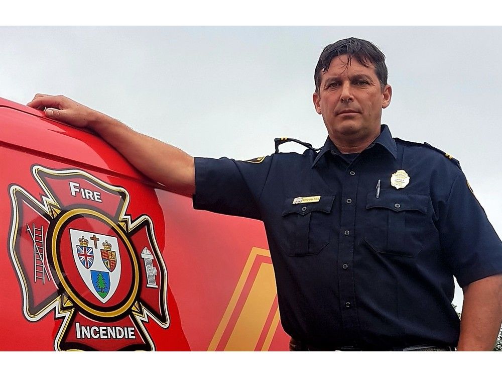 Firefighter Who Resigned Over COVID Rules Sues City, Union | Telegraph ...