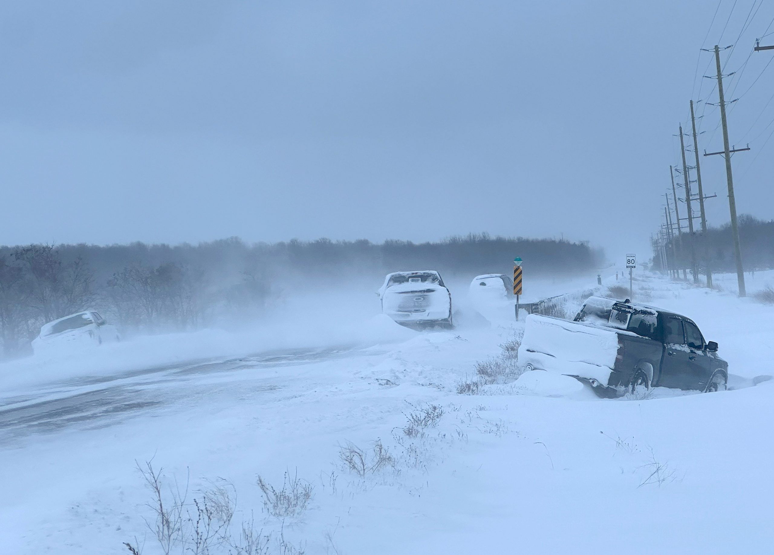 Snow squalls closing roads avoid unnecessary travel Owen Sound