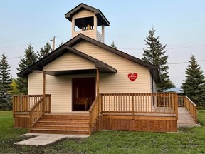 New wedding chapel in Love, SK
