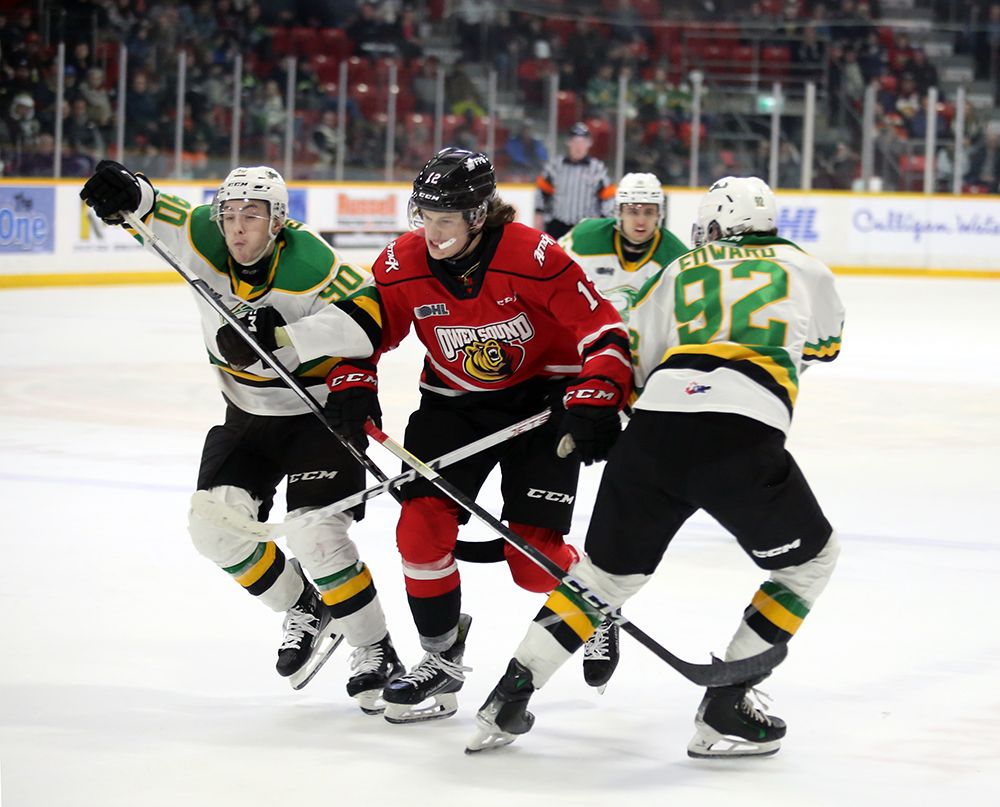 Knights sweep season series with 5-2 win over Attack, Cowan
