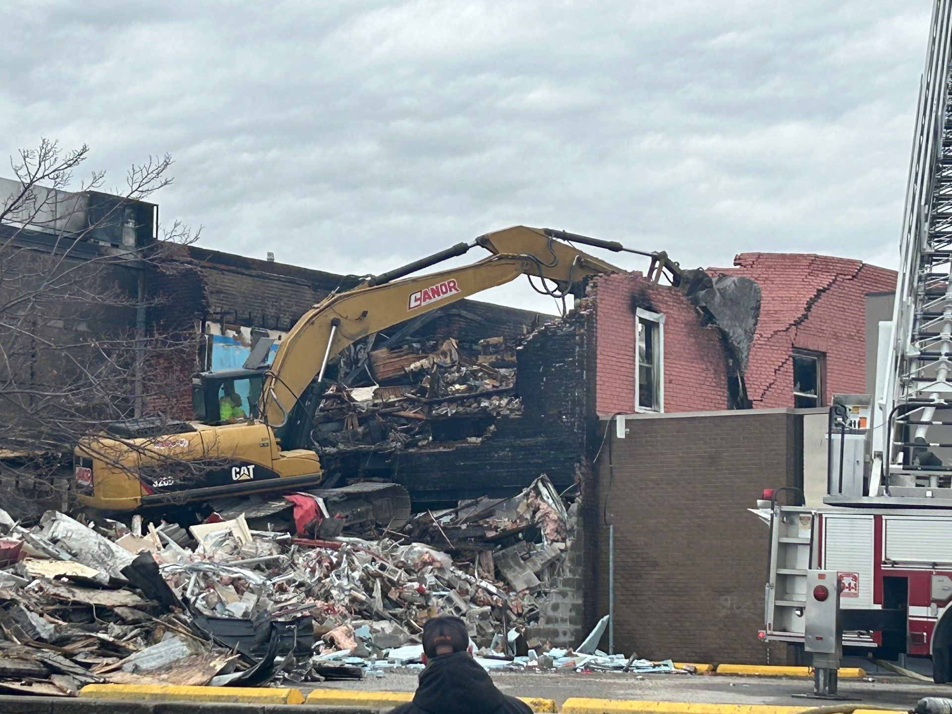 North Bay fire crews tried to get ahead of the fire | Sudbury Star