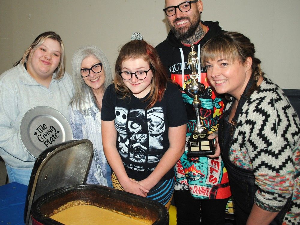 Mexican street corn soup for the win at Agapè's Empty Bowls fundraiser ...