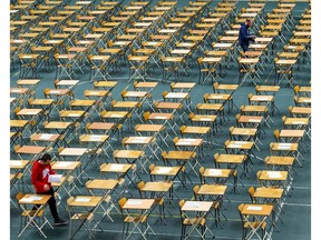 illustration - rows of school desks