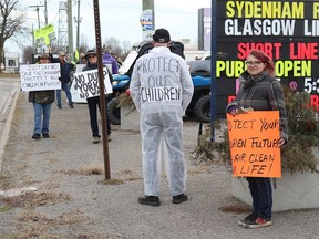 Residents show their opposition to a proposed recycling and landfill project by York1 Environmental Waste Solutions ahead of an open house held by the company in Dresden on March 1. (Ellwood Shreve/Chatham Daily News)