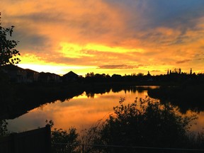 Beaumont in a flash: Back deck sunset